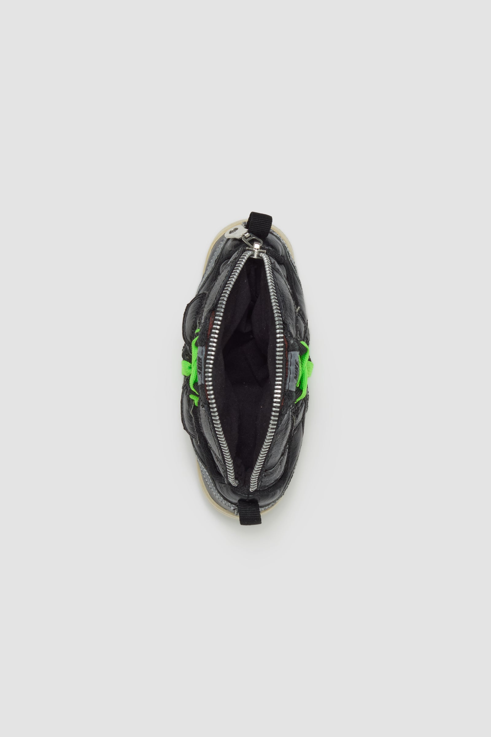 HARAM SOUVENIR WALLET NIKE